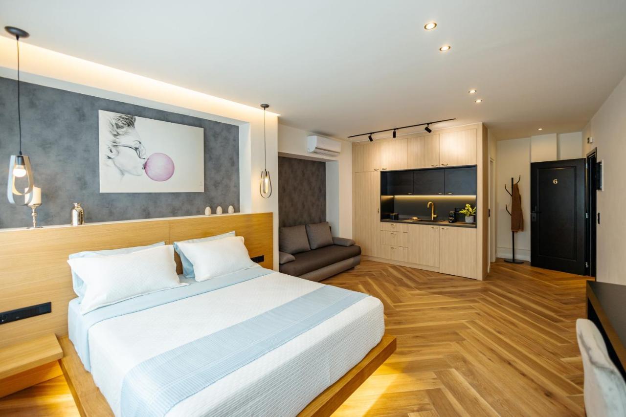 Апартаменти Triple A - 3 Squares - Free Parking! Афіни Екстер'єр фото